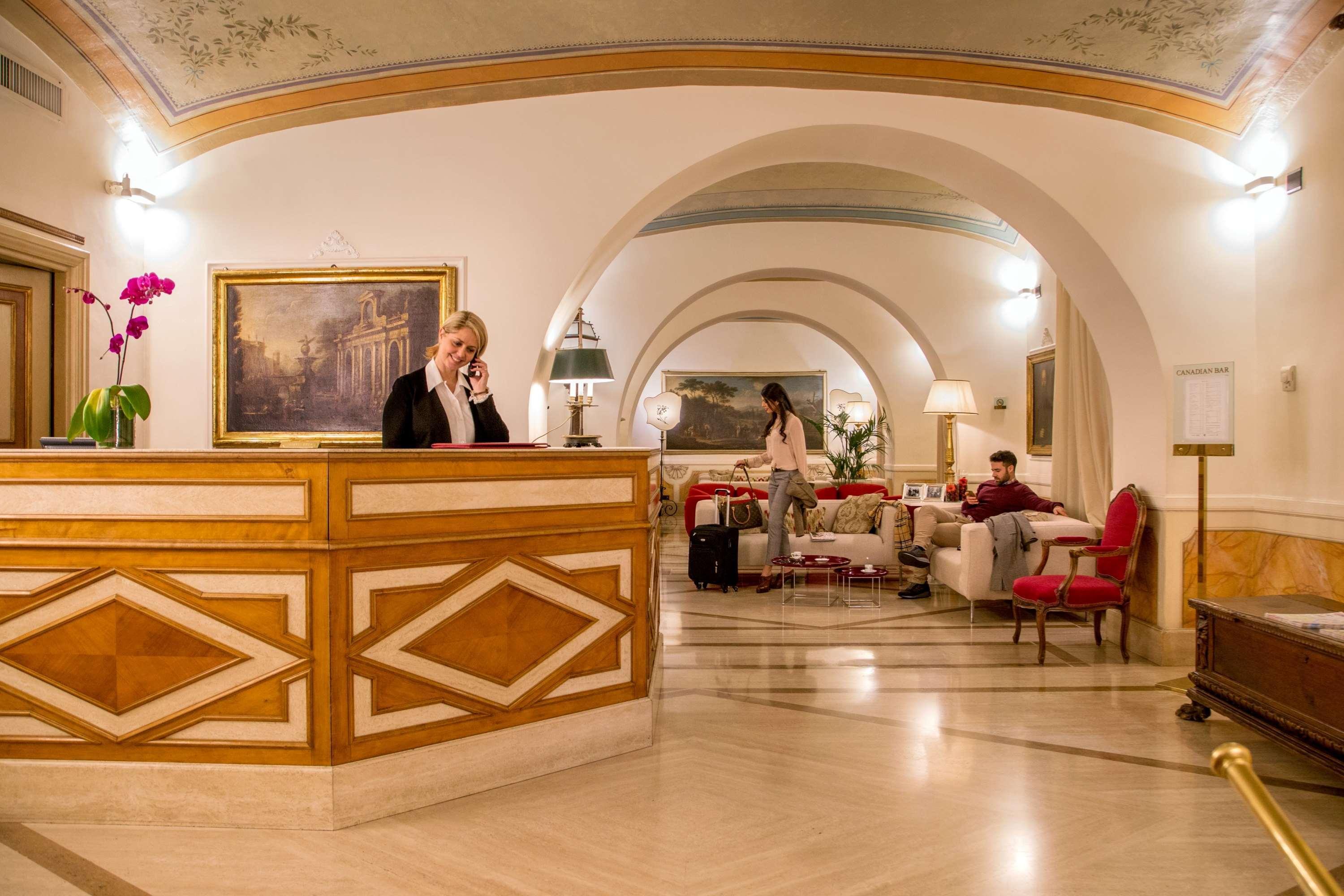 Hotel Canada