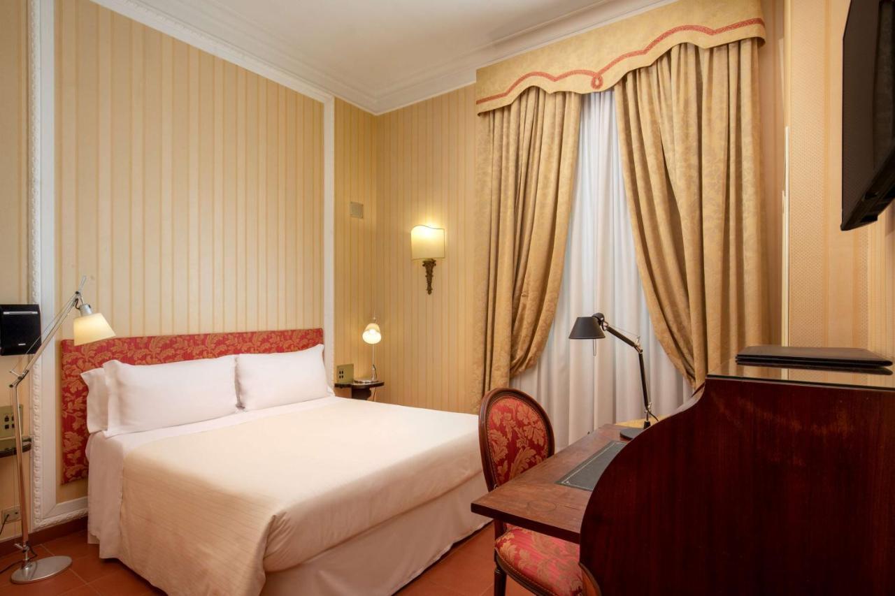 Hotel Canada 3*