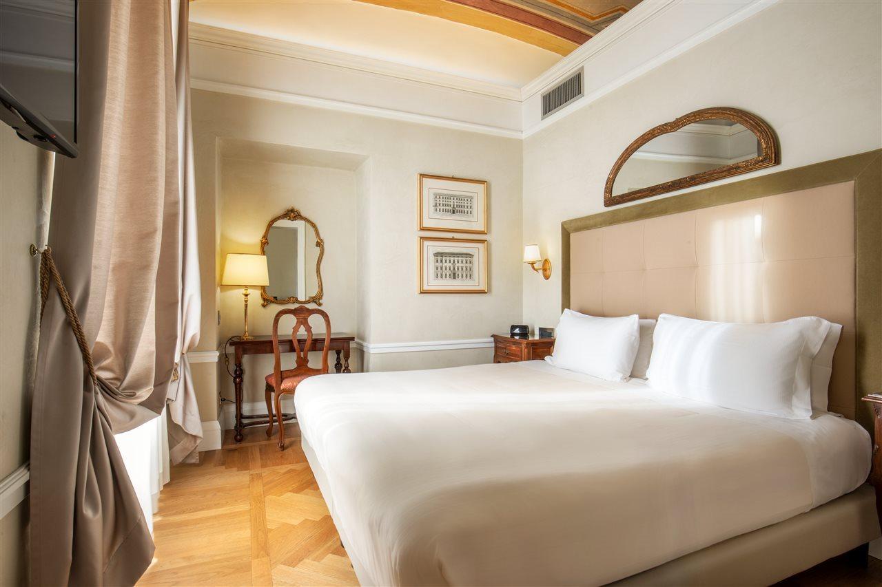 Canada, Bw Premier Collection Hotel 3*