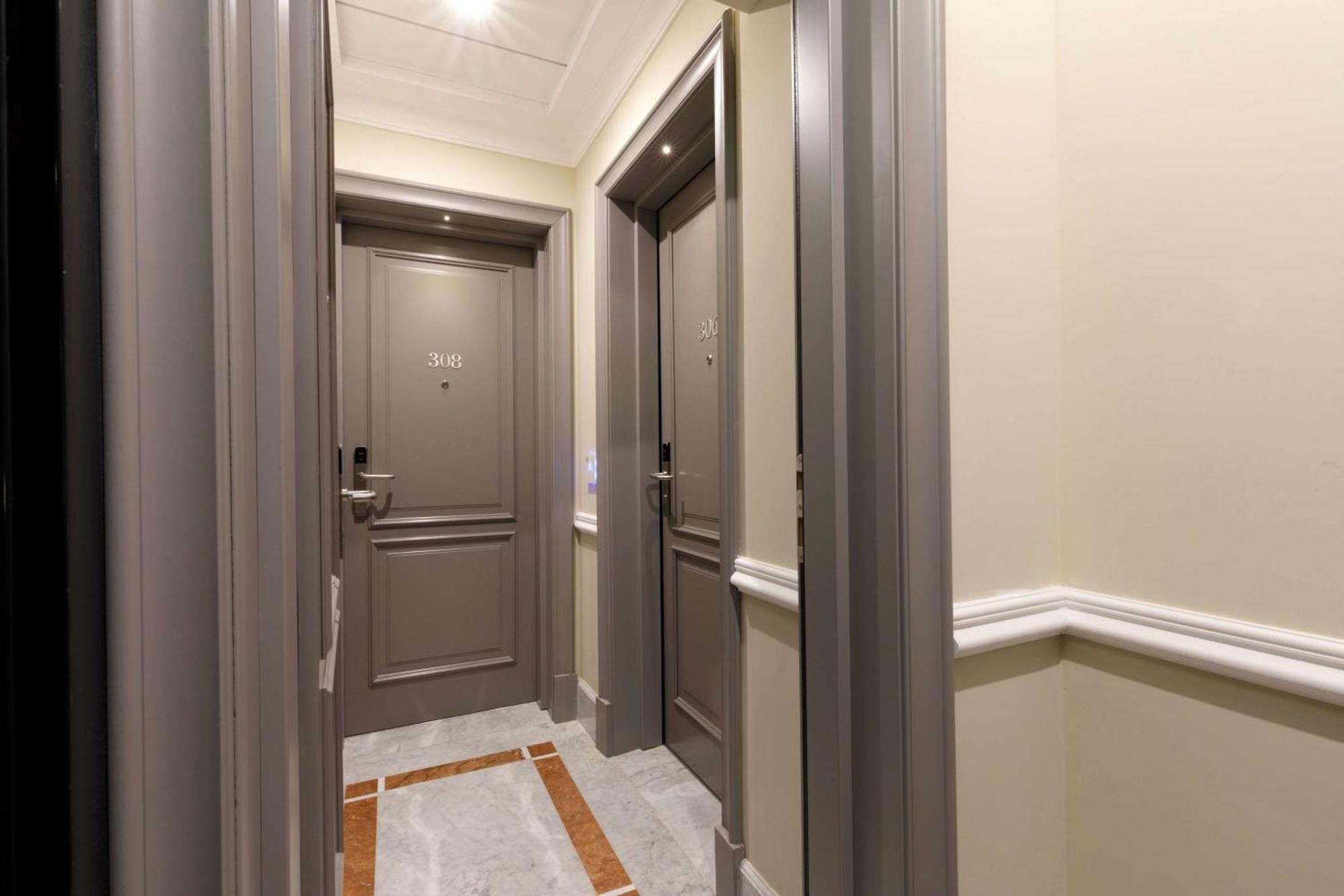 Canada, Bw Premier Collection Hotel